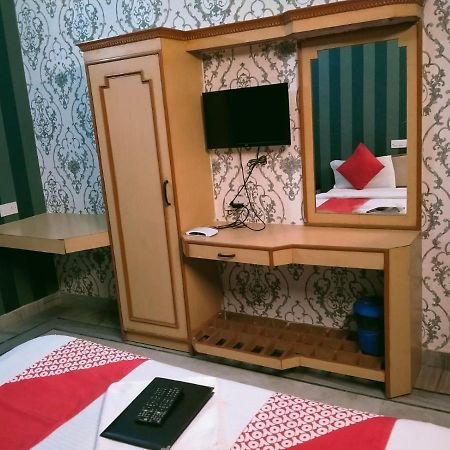 Hotel Shree Villa Harsola Kültér fotó