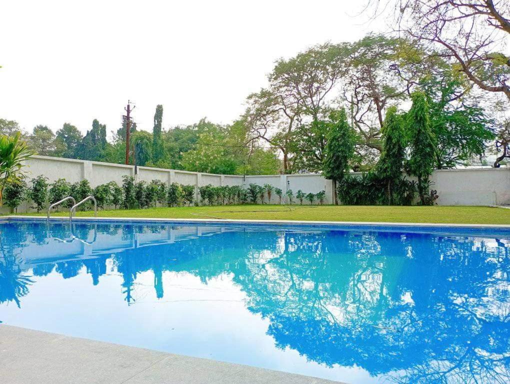 Hotel Shree Villa Harsola Kültér fotó